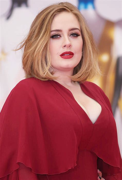 Jul 9, 2022 · Adele is known for a great many things, like her powerhouse vocals, her sophisticated style, and her English charm. As fans of the singer will also know, she often enjoys a hot drink onstage.. And ... 